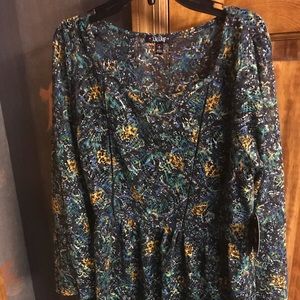 Short green and black dress